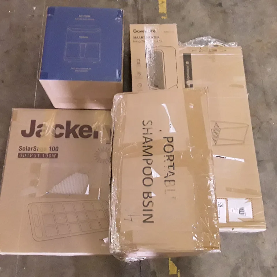 PALLET OF ASSORTED PRODUCTS INCLUDING AIR FRYER, SMART HEATER, PORTABLE SHAMPOO BASIN, 100W SOLAR PANEL, CLOTHES RACK