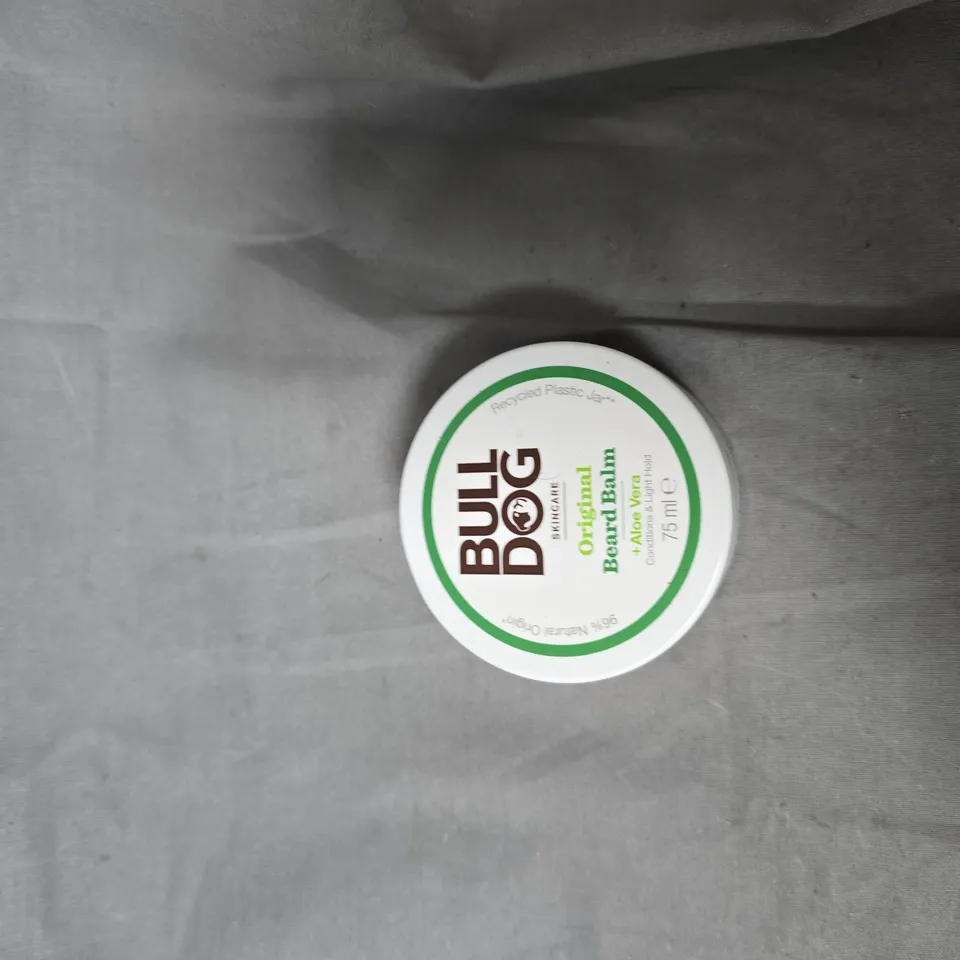 BOX OF APPROXIMATELY 10 ASSORTED ITEMS INCLUDING  BULLDOG ORIGINAL BEARD BALM 75 ML + VOOPOO VAPING ITEMS – MIXED LOT WITH TERRA TWILIGHT PEARL BOX