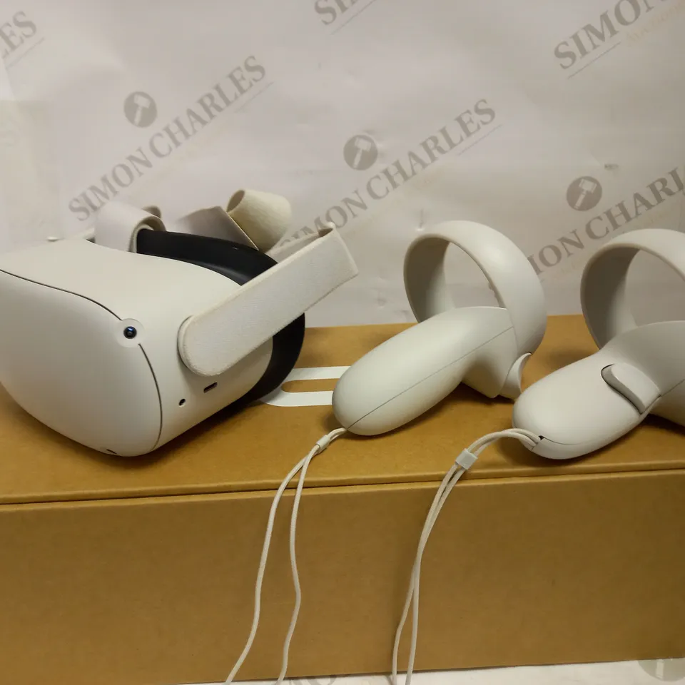 OCULUS QUEST VR SYSTEM