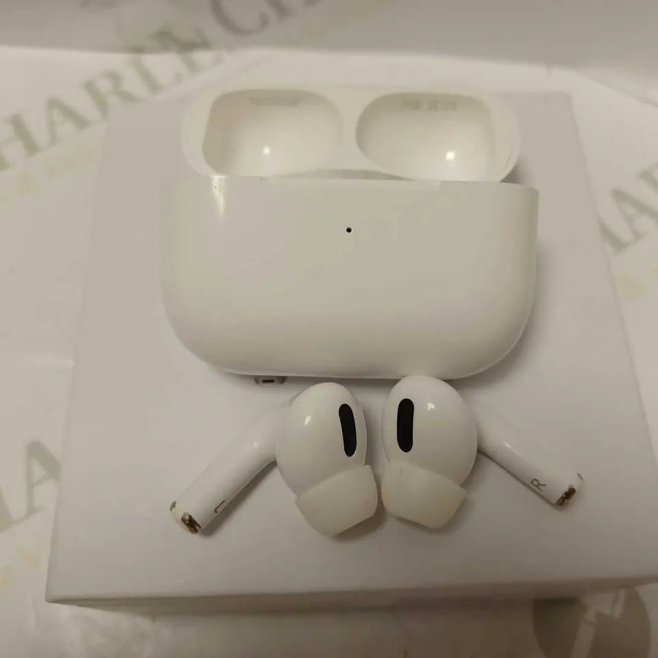 BOXED APPLE AIRPODS PRO (A2190)