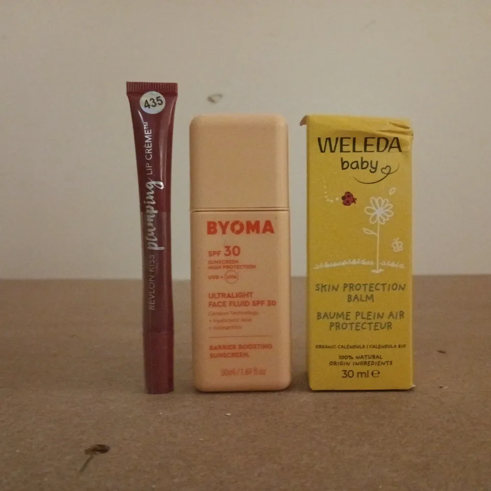 APPROXIMATELY 12 ASSORTED COSMETIC ITEMS TO INCLUDE BYOMA, WELEDA, ETC - COLLECTION ONLY
