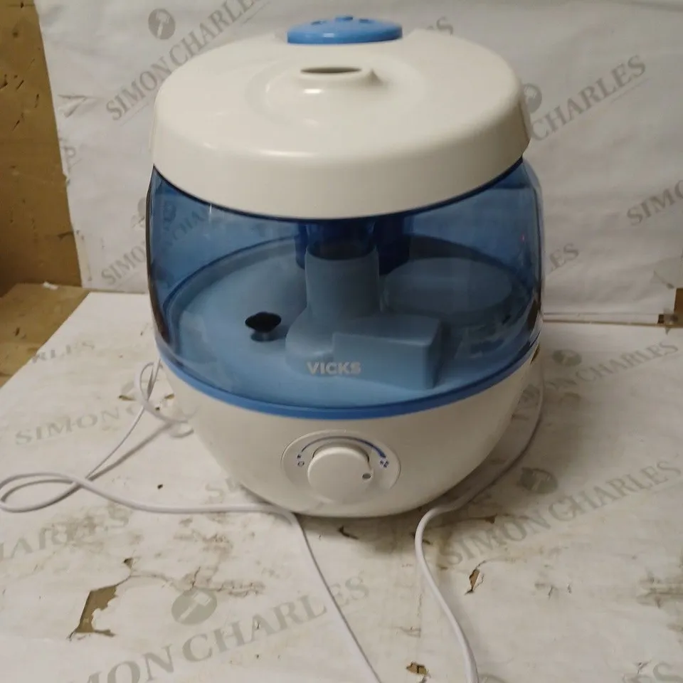 VICKS VUL575 SWEET DREAMS COOL MIST HUMIDIFIER WITH IMAGE PROJECTOR