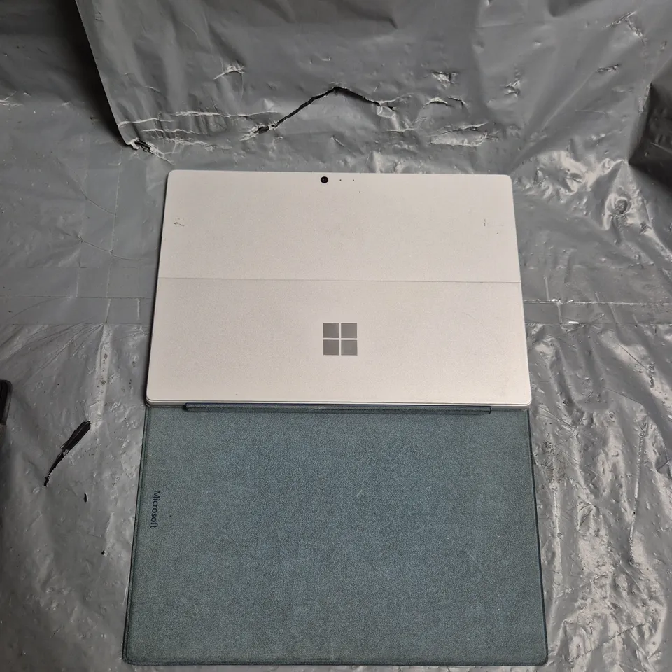 MICROSOFT SURFACE PRO TABLET - 1796 MODEL  