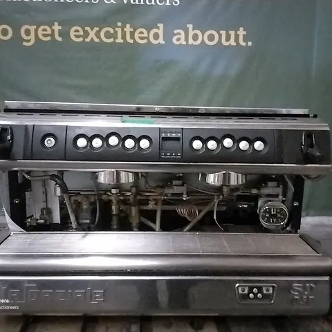 LA SPAZIALE S9 TRADITIONAL COFFEE MACHINE