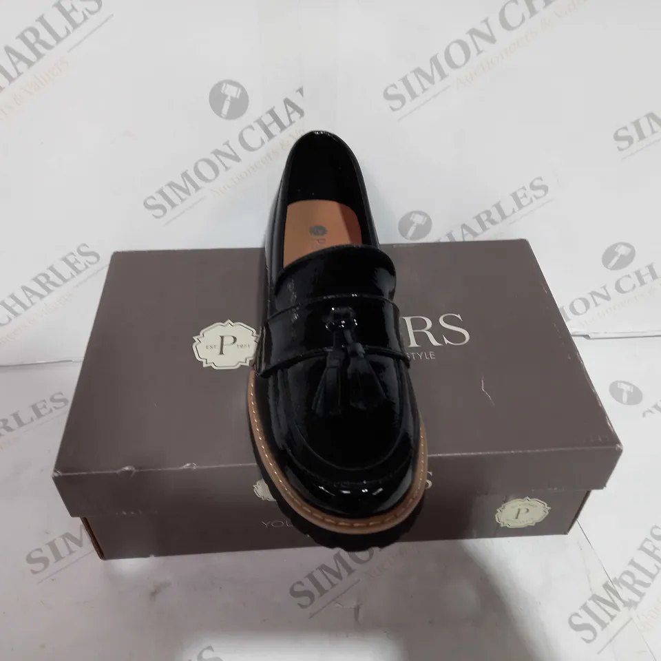 BOXED PAVERS SLIP-ON SANDALS IN BLACK - UK SIZE 5