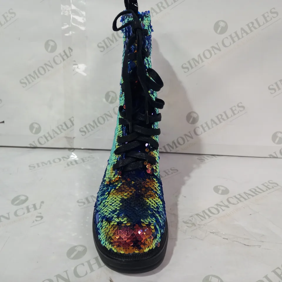 PAIR OF DESIGNER SEQUIN COVERED ANKLE BOOTS IN MULTICOLOUR EU SIZE 42
