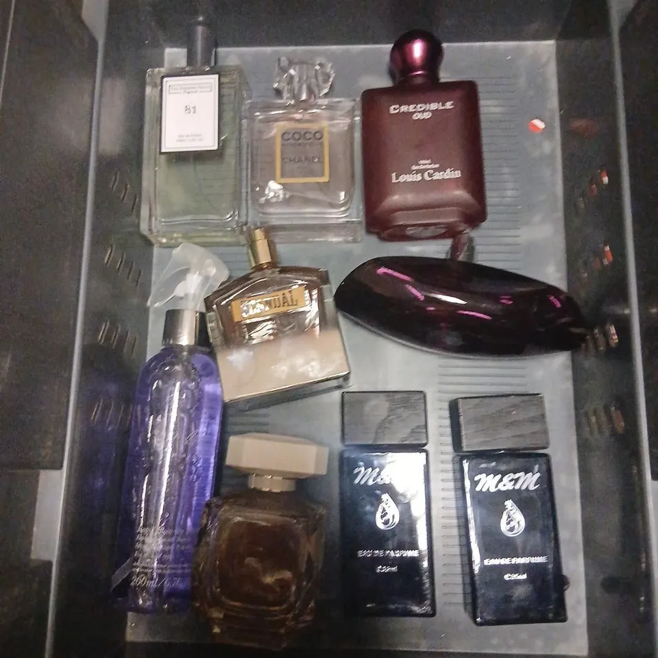 APPROXIMATELY 20 ASSORTED UNBOXED FRAGRANCES