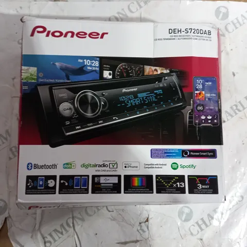 BOXED PIONEER CARS MEDIA PLAYER