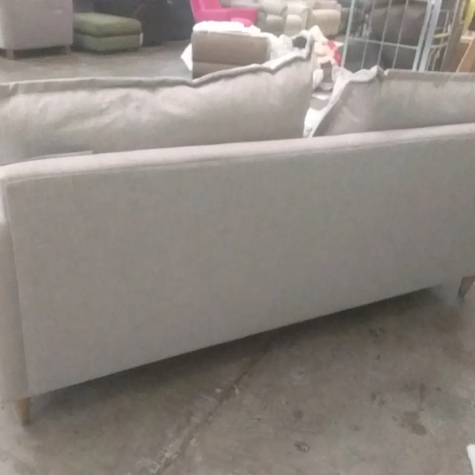 DESIGNER LOUNGE CO LIGHT GREY FABRIC  2.5 SEATER SOFA 