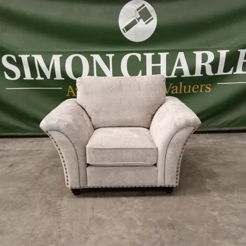 ARIEL ARMCHAIR - NATURAL