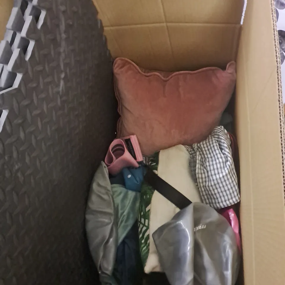 BOX OF ASSORTED ITEMS TO INCLUDE PILLOWS, EXERCISE BALLS, STRETCH BANDS ETC