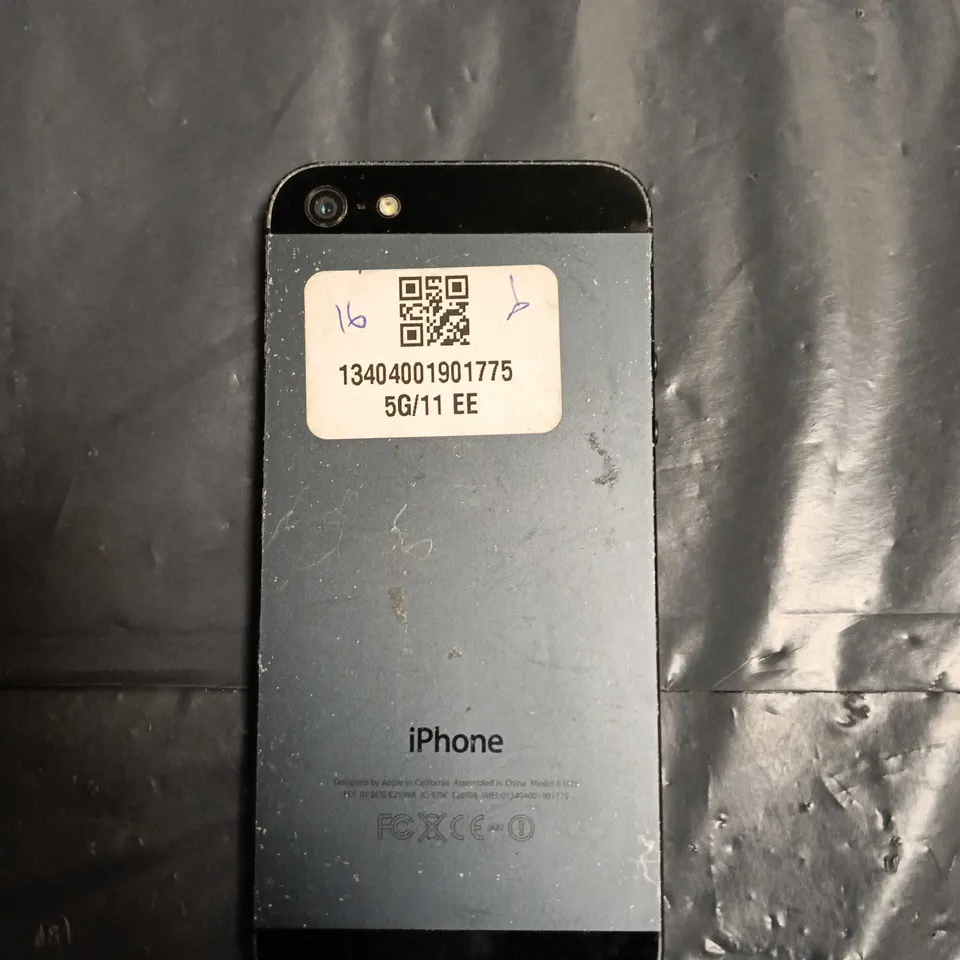 APPLE IPHONE 5 SMARTPHONE