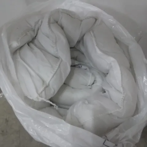 HOLLOWFIBER 15 QUILTED WARM DUVET WINTER TOG