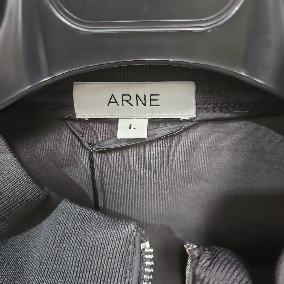 Arne Quilted Jacket – Grey, Size L