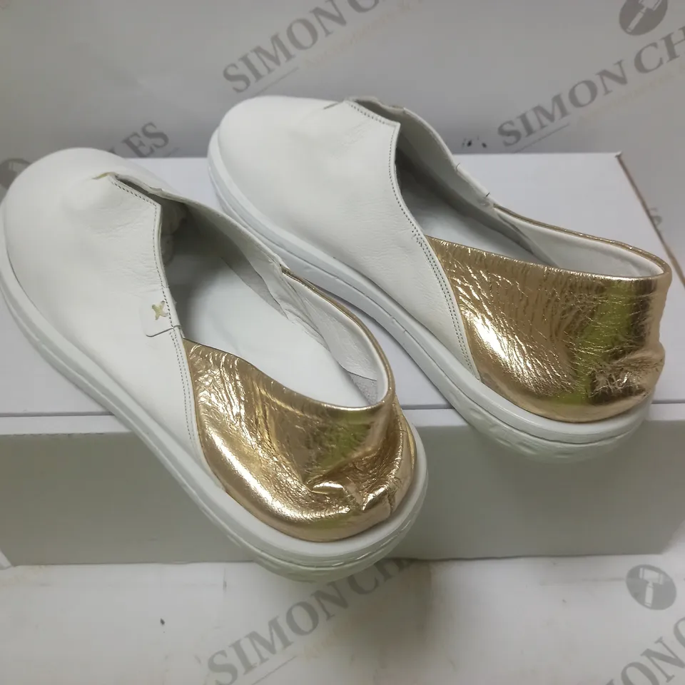 WHITE AND GOLD SLIP ON SHOES - SIZE 5