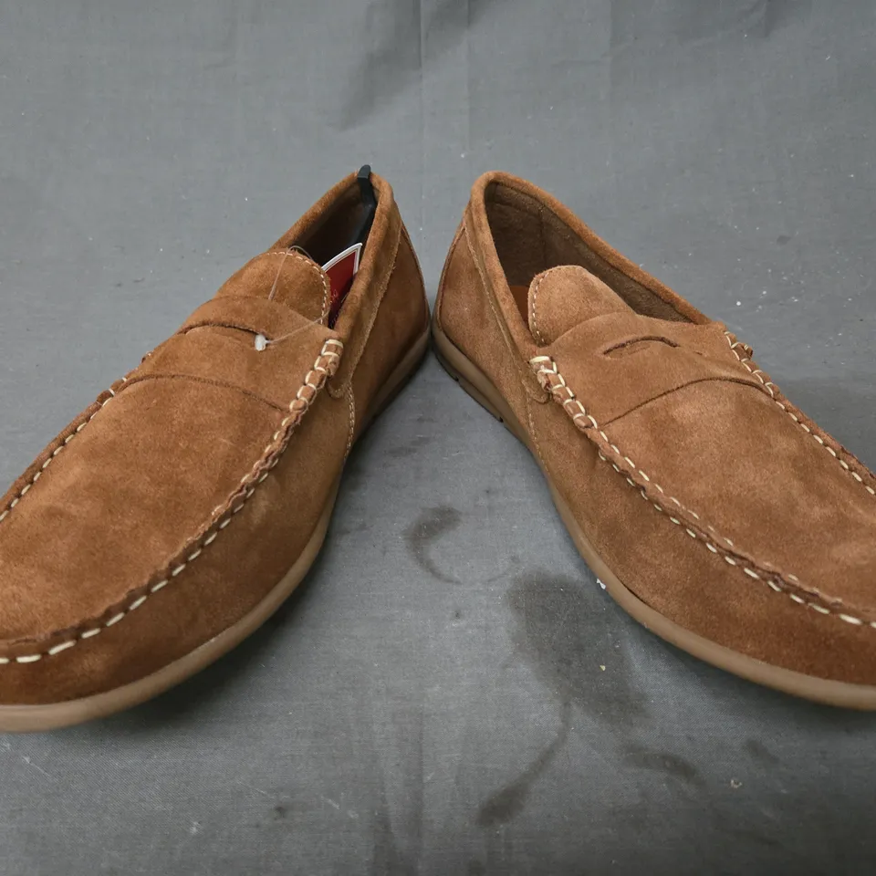 BOXED PAIR OF CATESBY LOAFERS IN BROWN EU SIZE 45