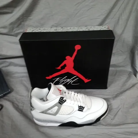 NIKE AIR JORDAN 4 RETRO 'FLIGHT' SNEAKERS – WHITE/BLACK - UK 11