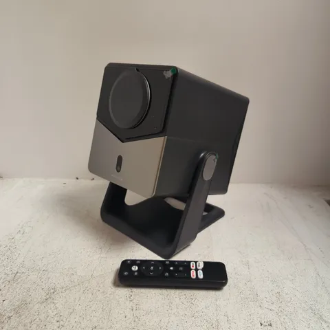 BOXED TOPTRO A2 VIDEO PROJECTOR