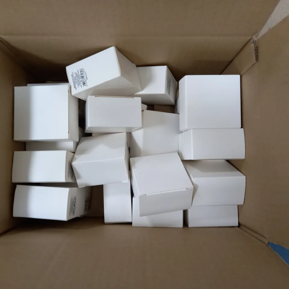 BOX OF APPROXIMATELY 20 JARS OF GIVENCHY PRISME LIBRE MATT FINISH AND ENHANCED RADIANCE LOOSE POWDER