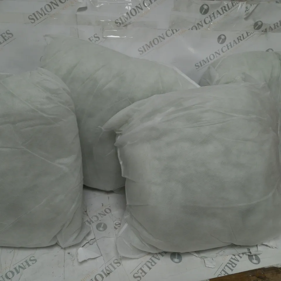4 CUSHION FILLERS 