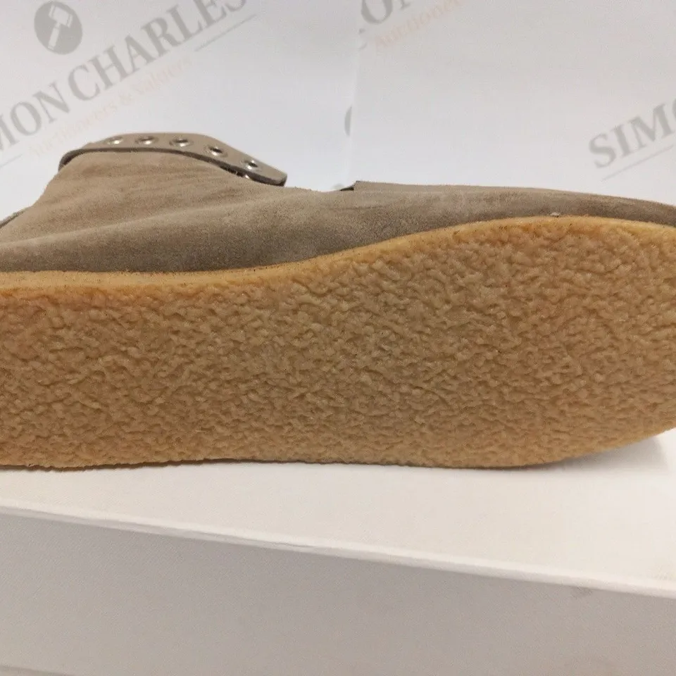 BOXED PAIR OF ISABEL MARANT MORLEY STUDDED SHOES MOLESKIN BROWN SIZE 37