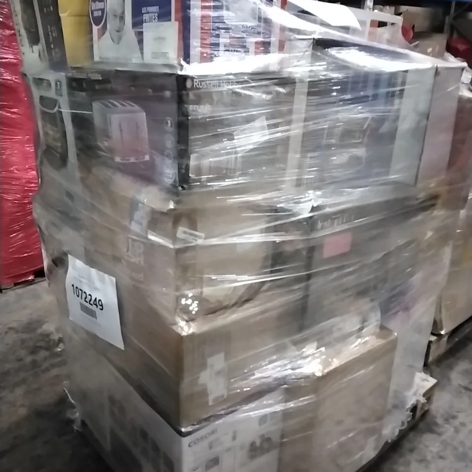 PALLET OF APPROXIMATELY 25 UNPROCESSED RAW RETURN HOUSEHOLD AND ELECTRICAL GOODS TO INCLUDE;