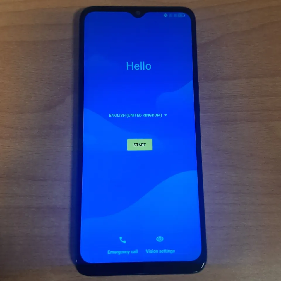 BOXED TCL 40 R5G 64GB IN STARLIGHT BLACK - T771K