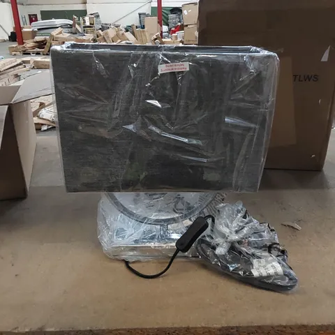 BOXED WYNE TABLE LAMP