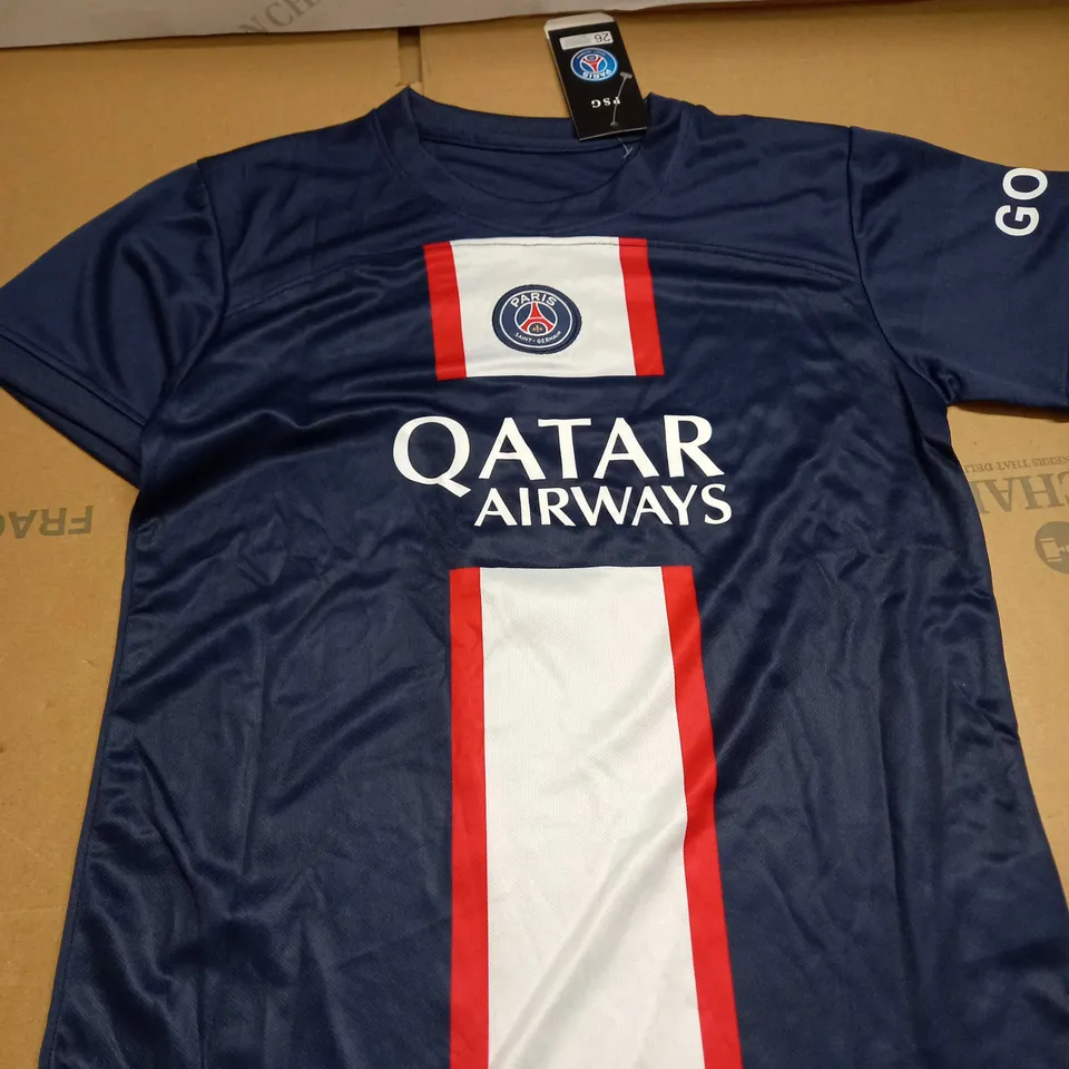 PSG FC HOME SHIRT WITH MBAPPE 7 SIZE 26