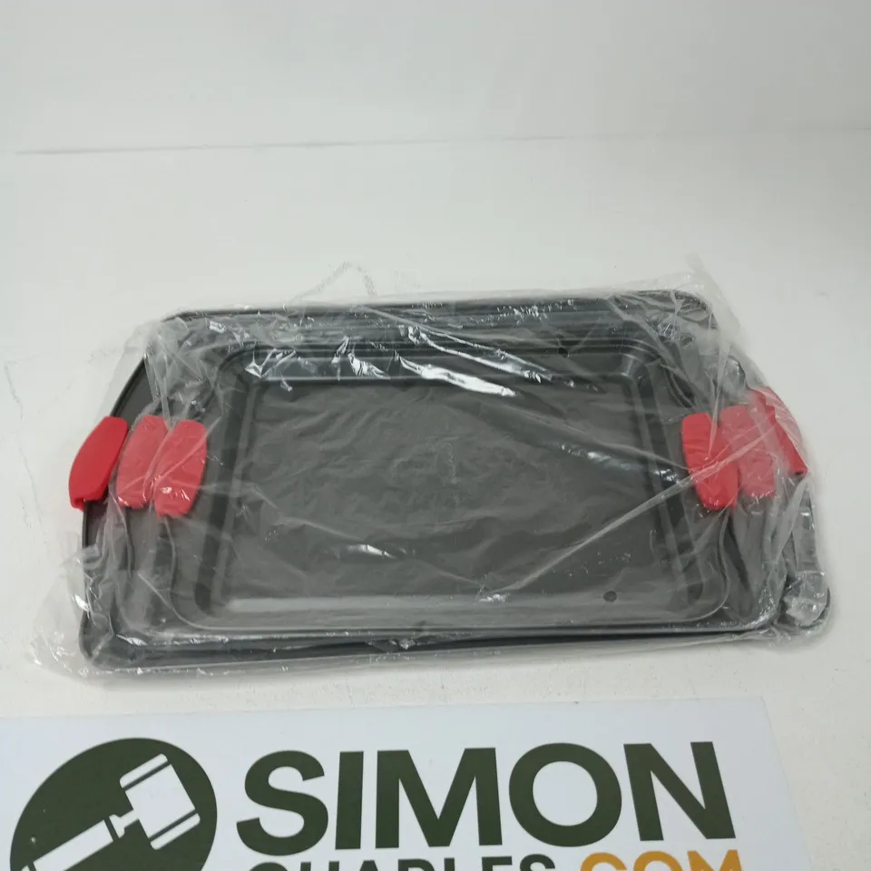 NON STICK TRIO BAKING TRAY SET