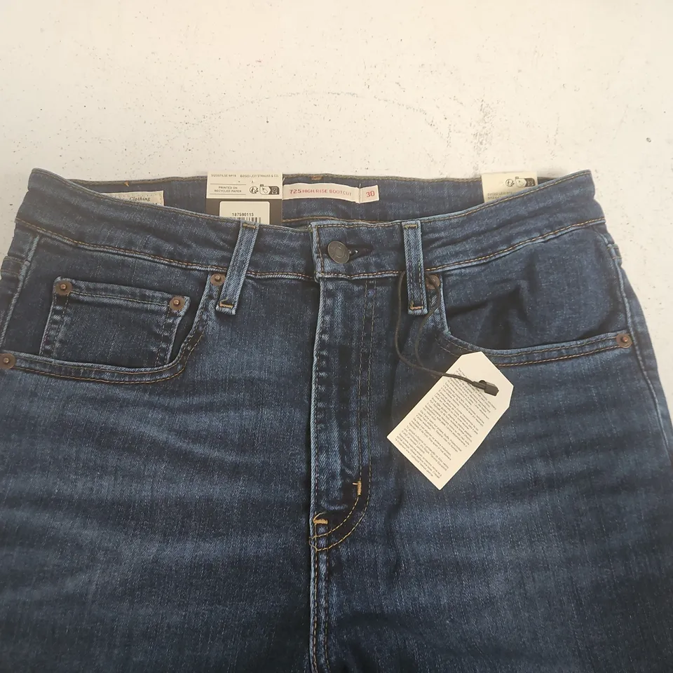 LEVIS 725 HIGH-RISE BOOTCUT JEANS - 30X32