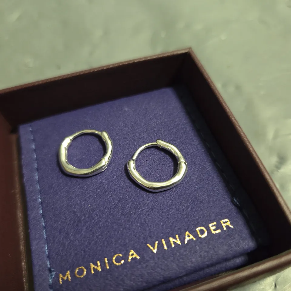 BOXED PAIR OF MONICA VINADER HOOP EARRINGS