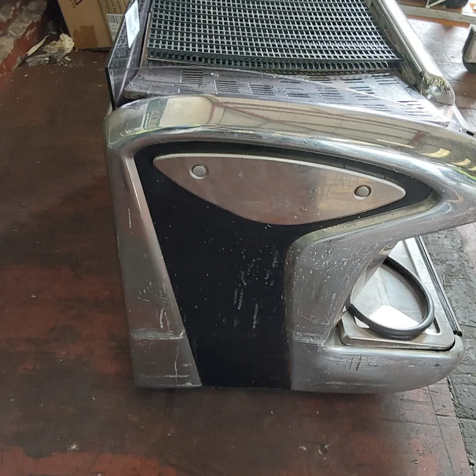 FAEMA RESTYLED EMBLEMA 2 GROUP TALL CUP COFFEE MACHINE