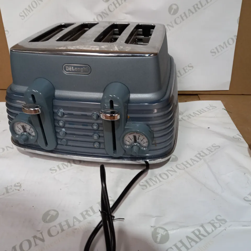 DE LONGHI SCOLPITO 4 SLOT TOASTER