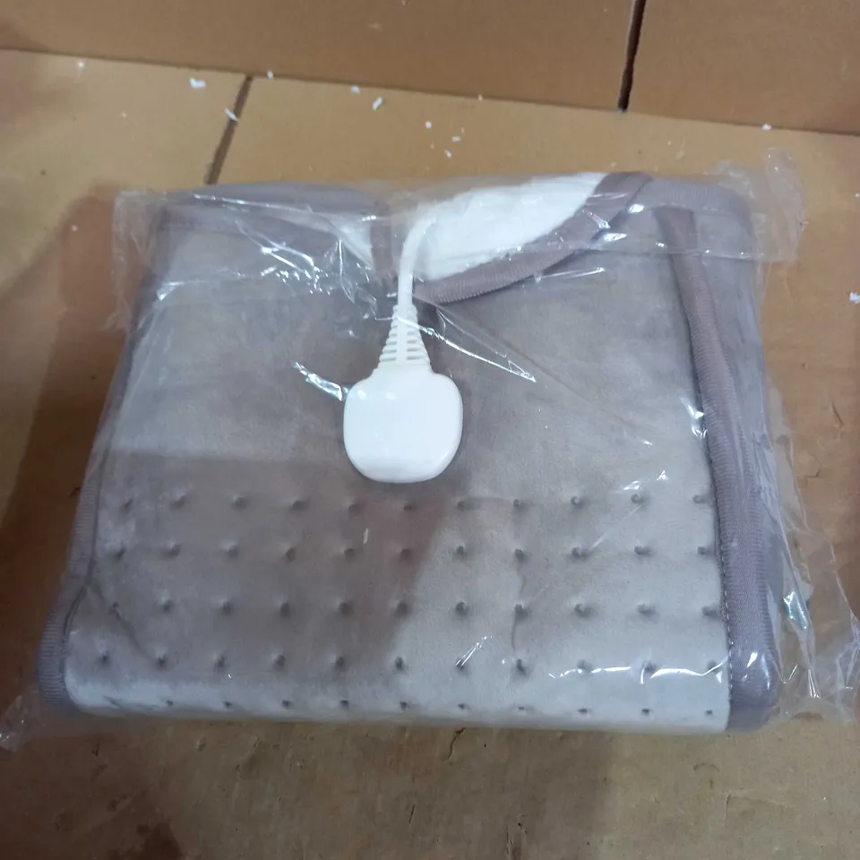 COZEE HOME HEATED BLANKET IN GREY 