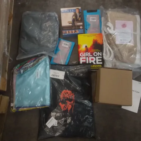 PALLET OF ASSORTED ITEMS INCLUDING ZOSENLEY, MAGNETIC SCREEN DOOR, TONY PARSONS GIRL ON FIRE, HOUSE SEASON 1, IPHONE 13 MAX PHONE CASE, 6 PVC PENCIL CASES
