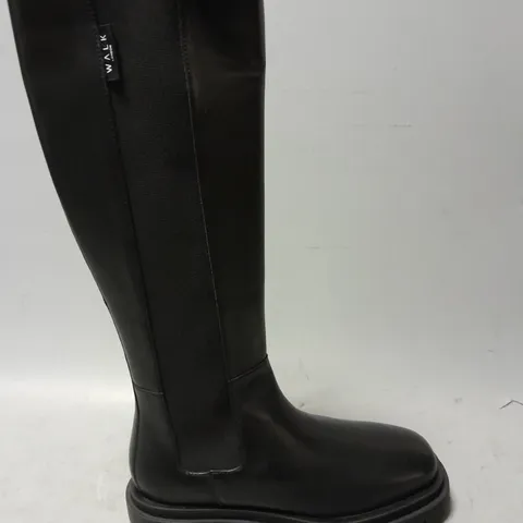 BOXED PAIR OF WALK LONDON KNEE HIGH BOOTS IN BLACK - SIZE 8