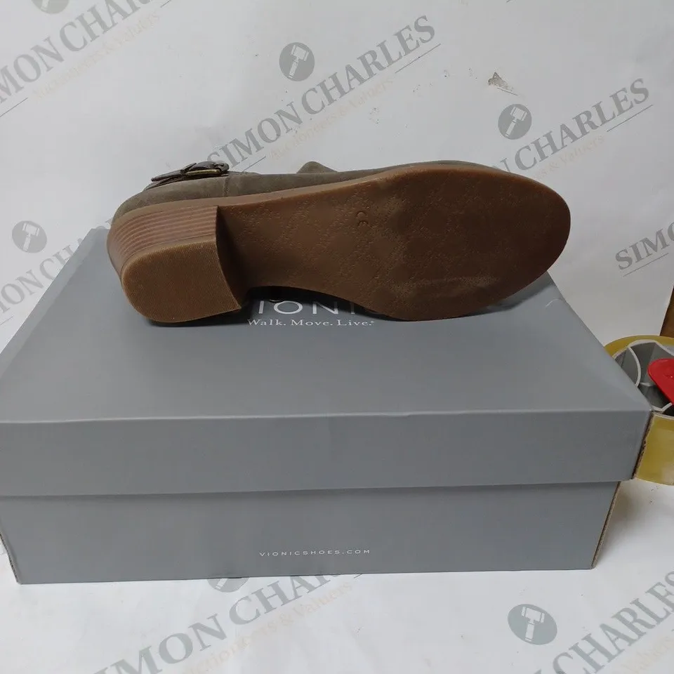 VIONIC GREIGE JOY MILLIE BOOT SIZE 8 