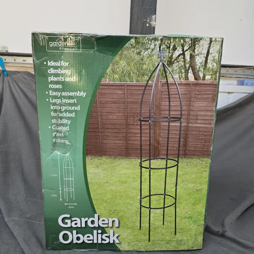 GARDEN OBELISK 