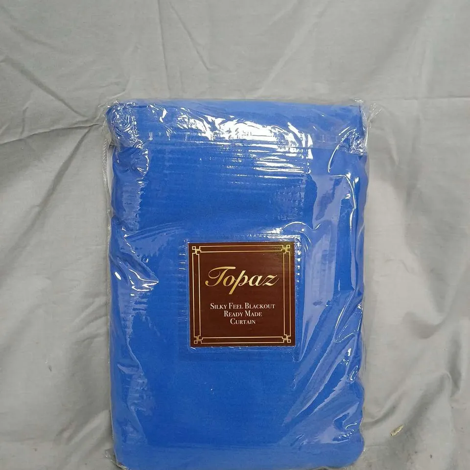 BOX OF APPROX 10 TOPAZ SILKY FEEL BLACK OUT READY MADE CURTAIN – PENCIL PLEAT