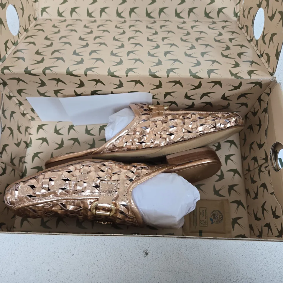 RAVEL ANSTON RLP220 ROSE GOLD LEATHER SANDALS – UK 4