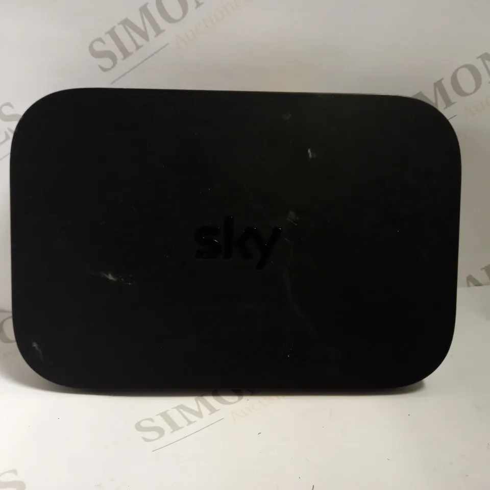 SKY Q SET TOP BOX - EM150 BLACK