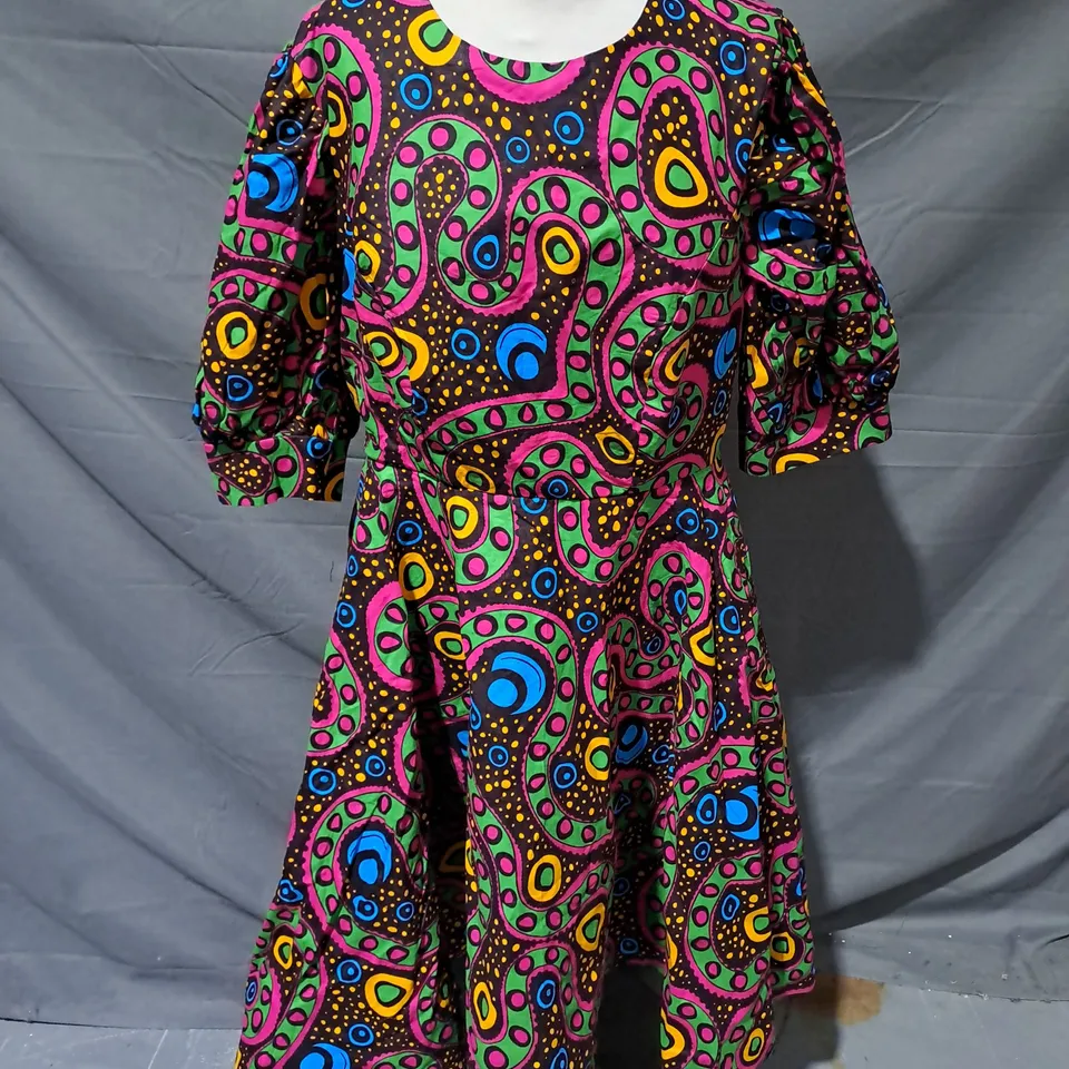 NEON AFRIQUE DRESS IN MULTI AFRICAN PRINT SIZE L