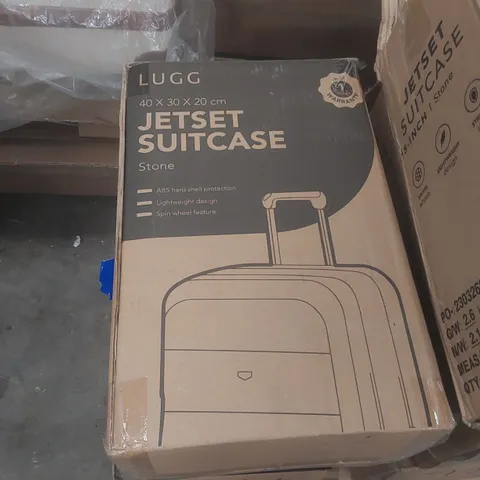 BOXED LUGG TRAVEL SUITCASE