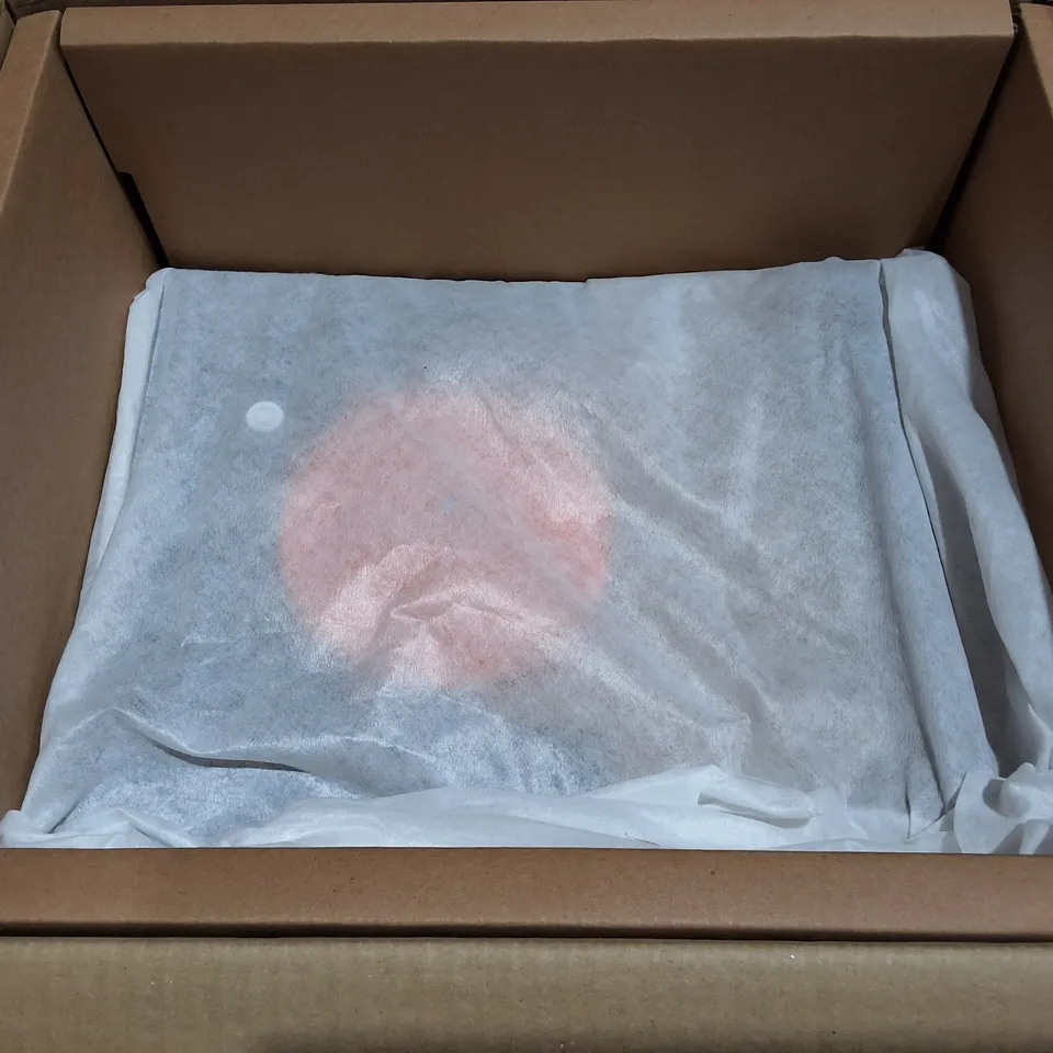 ROKSAN ATTESSA TURNTABLE IN BLACK