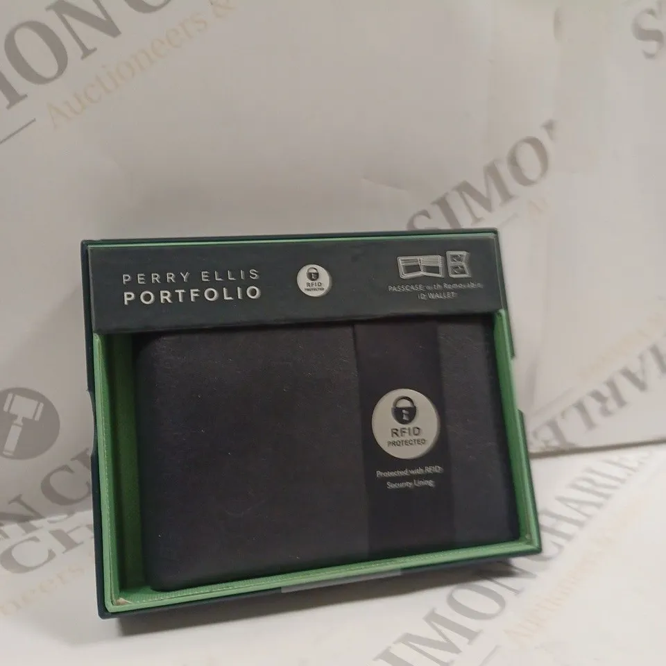 BOXED PERRY ELLIS PORTFOLIO ID WALLET