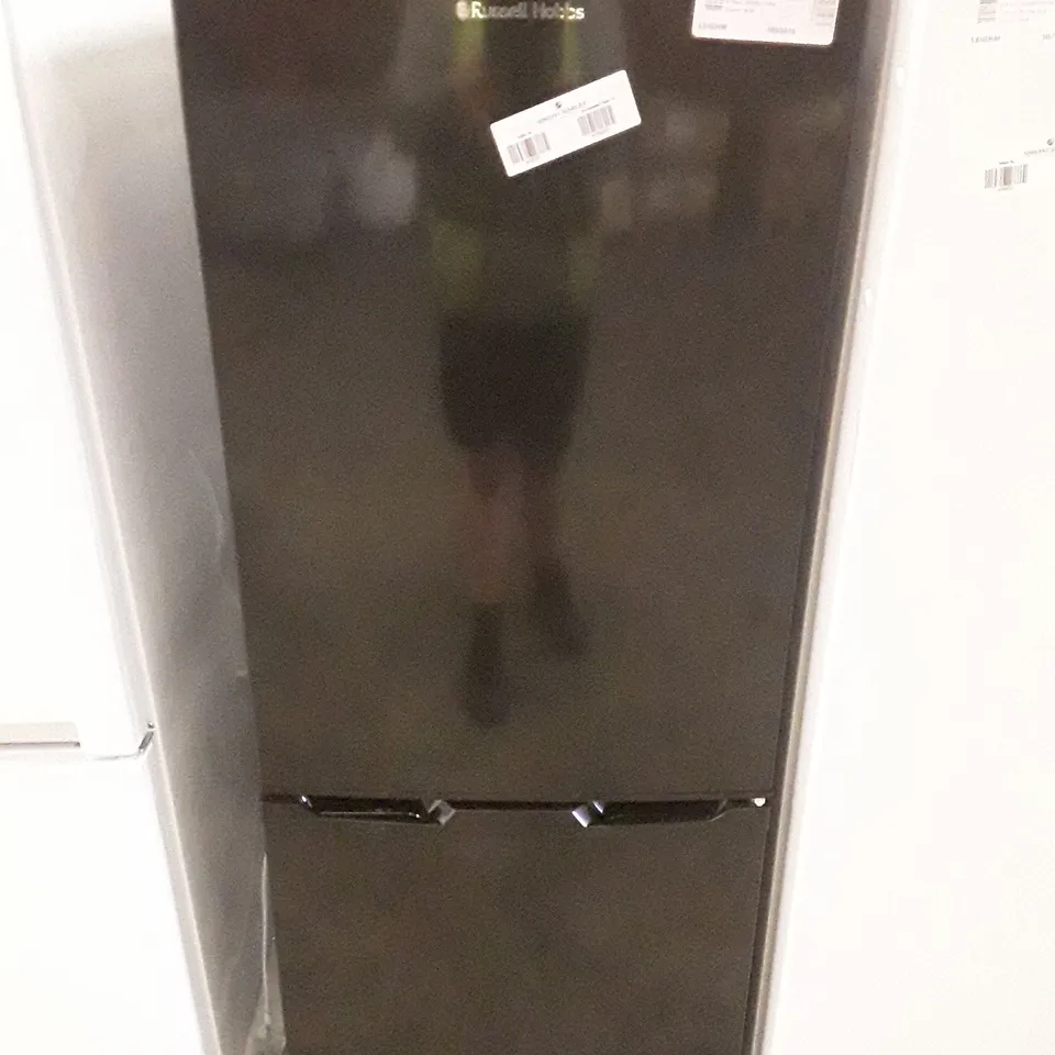 RUSSELL HOBBS LOW FROST FRIDGE FREEZER 113L FRIDGE 61L FREEZER BLACK (50CM WIDE, 145CM HIGH) - UNPROCESSED RAW RETURN