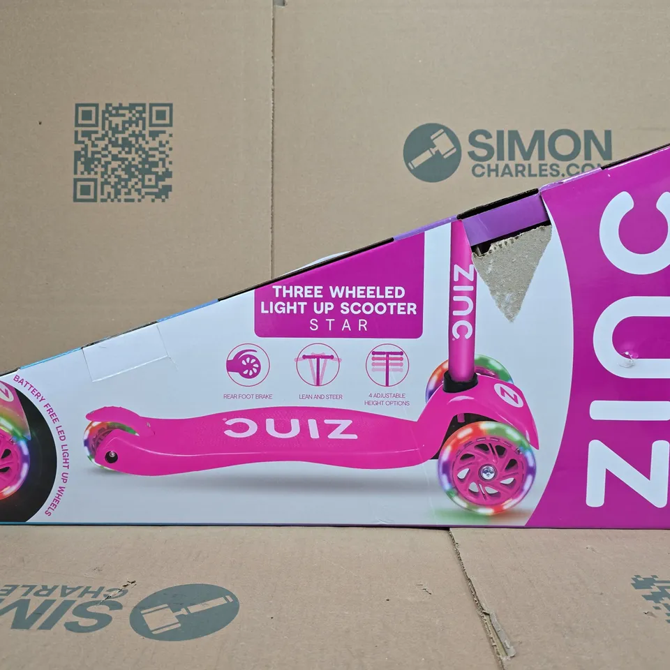 ZINC 3 WHEELED LIGHT UP STAR SCOOTER 