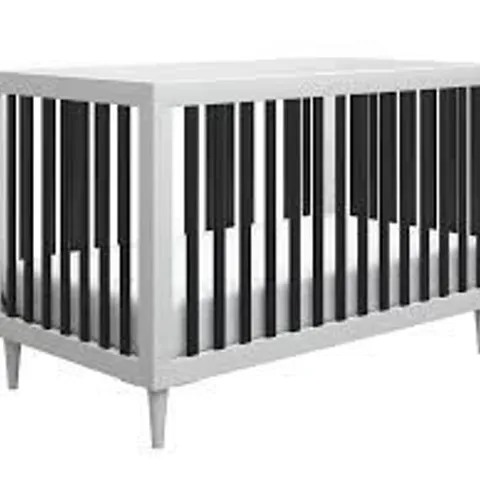 BOXED WHITE-BLACK COLORWAY OF THE LITTLE SEEDS ROWAN VALLEY FLINT 3-IN-1 CONVERTIBLE CRIB