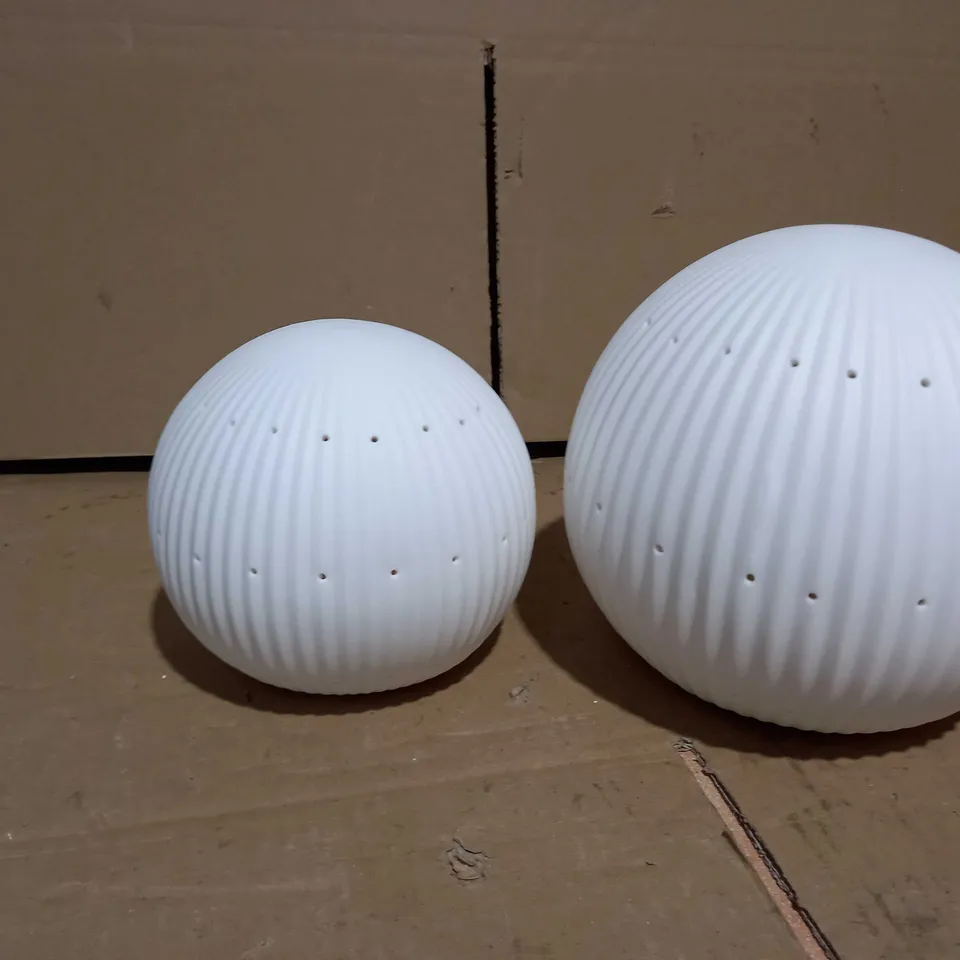 K BY KELLY HOPPEN SET OF CERAMIC LIGHT UP ORNAMENTS